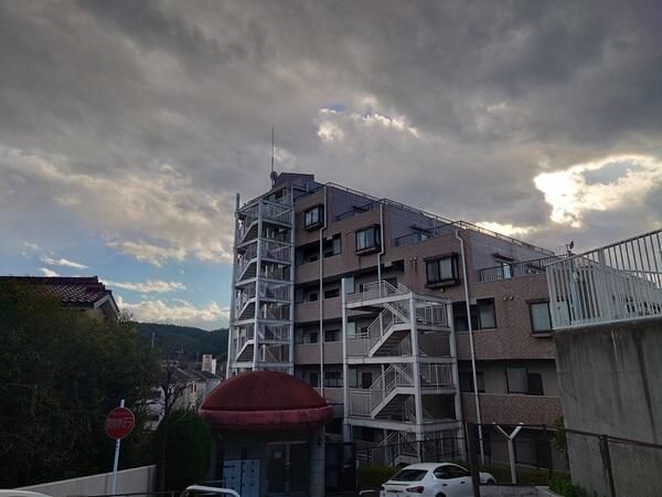 Lions Garden Ome 3DK Apartment for Sale in Tokyo - Thumbnail 3