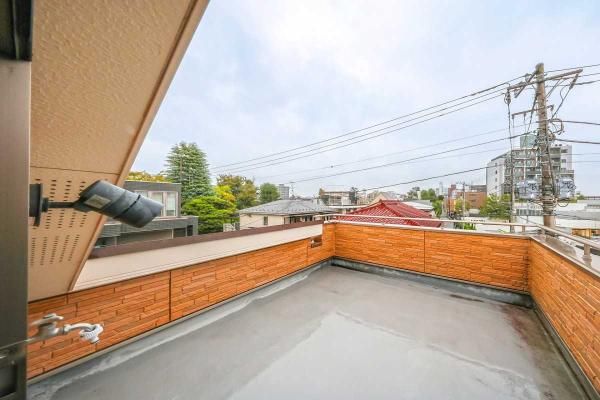 Modern 3-Story House for Sale in Setagaya, Tokyo - Thumbnail 3