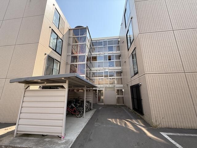 Apartment Building for Sale in Sapporo, Hokkaido - Thumbnail 2