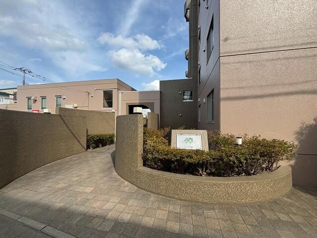 4LDK Apartment in Sapporo Shiroishi Ward | 95.38 m² | Hokkaido - Thumbnail 3