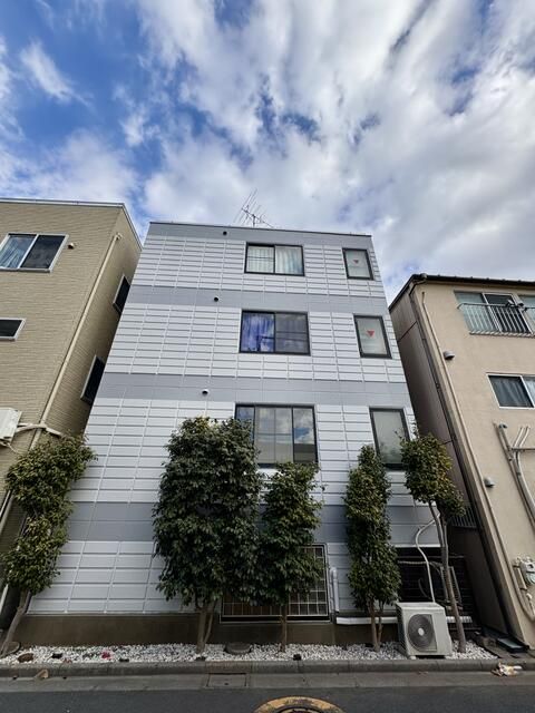 Four-Storey Commercial Building for Sale in Itabashi-ku, Tokyo - Thumbnail 2