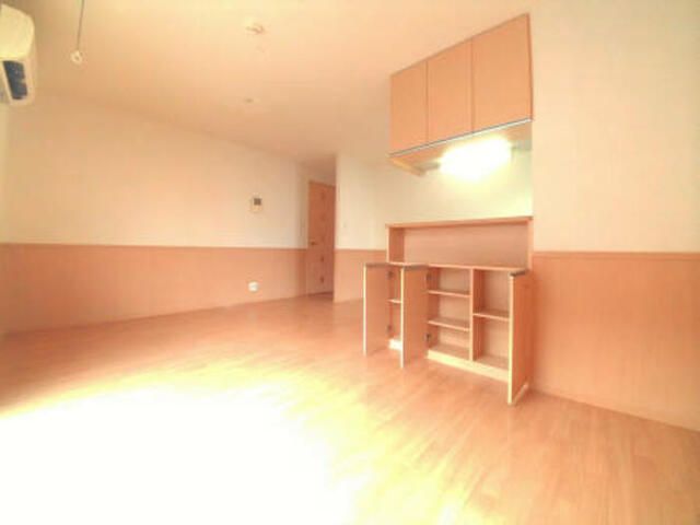 Chateau Magnolia I 2LDK Apartment for Rent in Sagamihara - Thumbnail 3