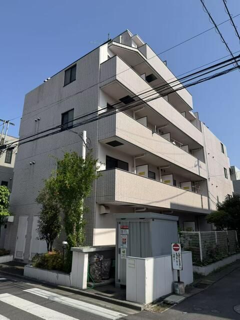 1K Apartment for Sale in Kawasaki, Kanagawa - Near Shinnmaruko Station - Thumbnail 2