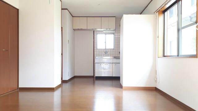 Kagoshima City Maisonette Apartment for Sale with Free Parking - Thumbnail 2