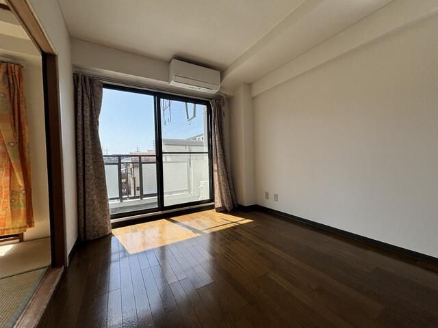 2DK Apartment for Rent in Kodaira, Tokyo Near Hanakoganei Station - Thumbnail 2