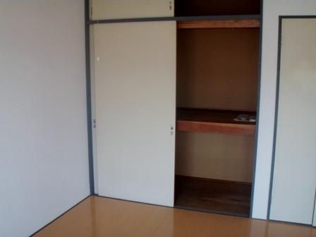 2DK Apartment for Rent in Tatebayashi, Gunma - 35 sqm - Thumbnail 4