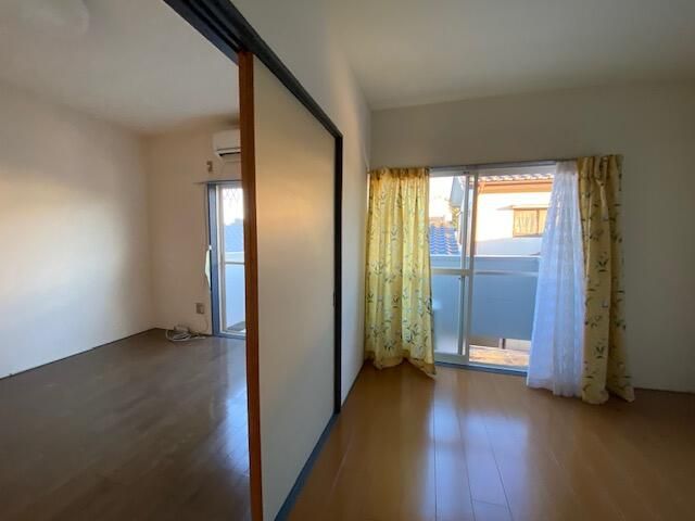 2DK Apartment for Rent in Tatebayashi, Gunma - 35 sqm - Thumbnail 2