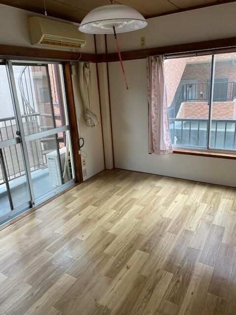 1K Apartment for Rent in Tachikawa, Tokyo - 19.94 sqm - Thumbnail 4