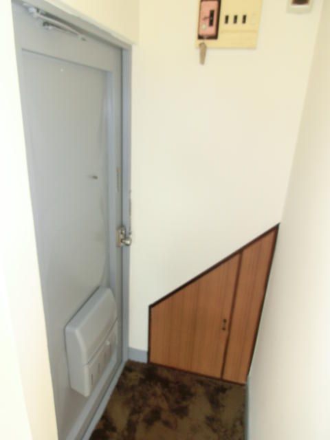 1K Apartment for Rent in Tachikawa, Tokyo - 19.94 sqm - Thumbnail 2