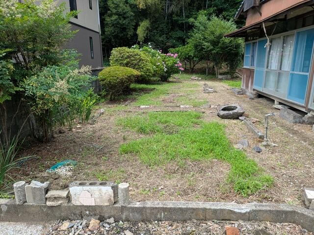 1933 Traditional 5DK House on 693sqm Land in Usuki, Oita - Thumbnail 2