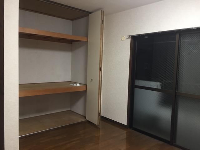 1K Apartment for Rent in Saitama City, 26.73m² - Thumbnail 2