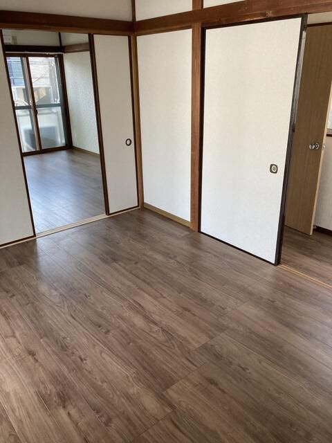 3DK Rental House in Nishi-Oi, Shinagawa, Tokyo - Thumbnail 2