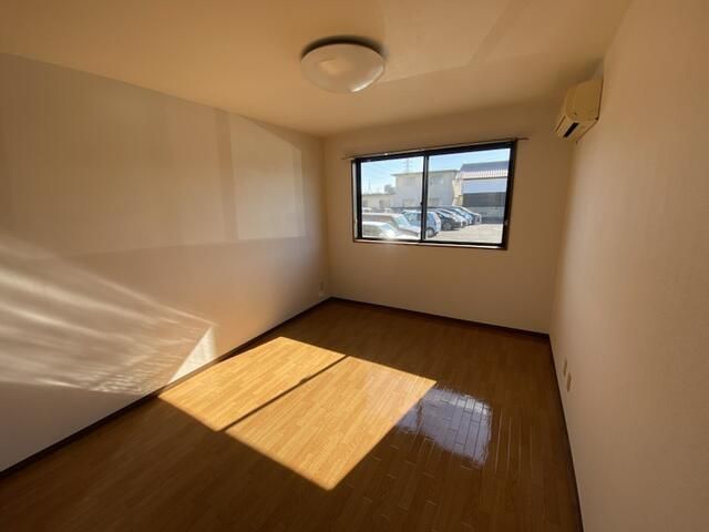 2LDK Apartment for Rent in Ota, Gunma - Mansion Miyabi - Thumbnail 4