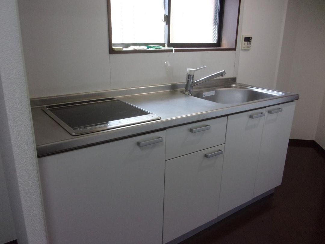 2DK Apartment for Rent in Nishigahara, Kita City, Tokyo - Thumbnail 4