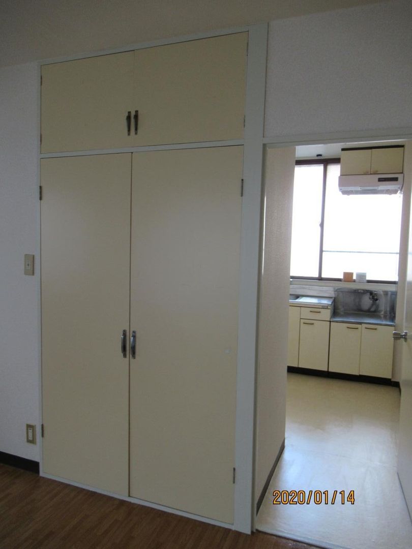 1K Apartment for Rent in Sayama City, Saitama - Thumbnail 3