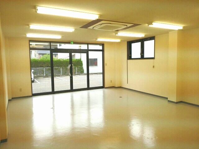 Commercial Space 44.71m² for Rent in Sanjo, Niigata - Thumbnail 4