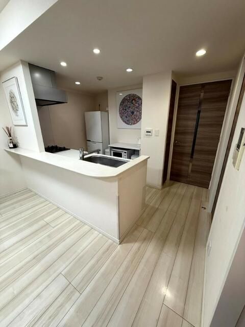 3LDK Apartment for Sale in Yamato, Kanagawa - Near Minami-Rinkan Station - Thumbnail 3