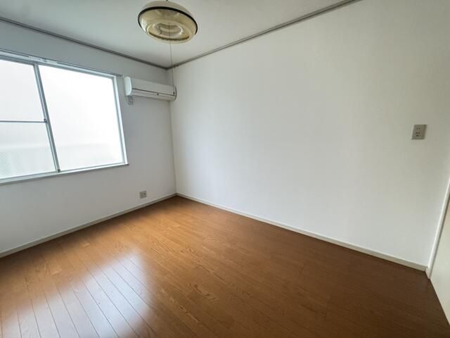 1R Apartment for Rent in Inagi City, Tokyo - 38,000 Yen - Thumbnail 4
