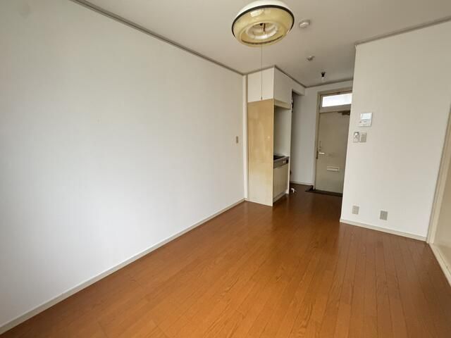 1R Apartment for Rent in Inagi City, Tokyo - 38,000 Yen - Thumbnail 3