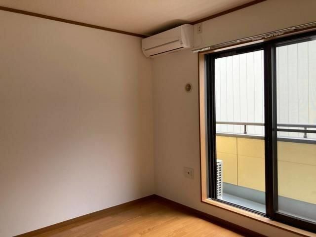 Wins I Apartment for Rent in Saitama City, 1K, Near Nishi-Urawa Station - Thumbnail 2