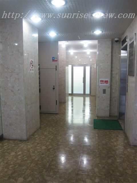 Office for Rent in Shibuya, Tokyo - 236.58 sqm Kenshin Building - Thumbnail 4