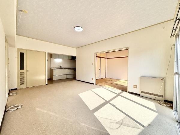 3LDK Apartment for Sale in Urayasu, Chiba - Thumbnail 3