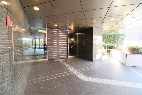 Dresse Meguro Impressa Tower 2LDK Condo in Shinagawa, Tokyo - Thumbnail 4