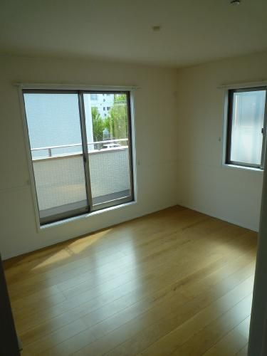 2LDK House for Rent in Taihaku Ward, Sendai, Miyagi - Thumbnail 4
