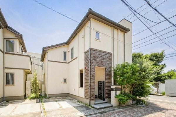2018 Built 4LDK House in Setagaya's Yōga, Tokyo - Main Image