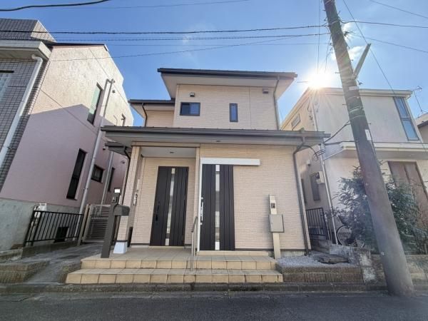 1973 2LDK Wooden House in Chofu, Tokyo - 6 Min Walk to Station - Thumbnail 2
