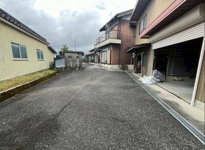 1948 10DK House in Quiet Ibigawa with Land and Parking — Street, Ibigawa, Gifu