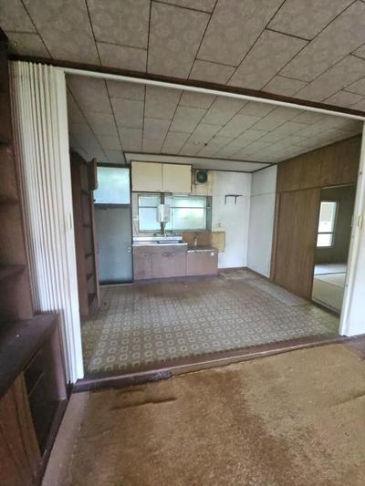 3LDK House with Large Land and Warehouse in Hikari — Interior, Hikari, Yamaguchi