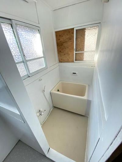 4DK House for Sale in Hanyu City, Saitama — Bathroom, Hanyu, Saitama