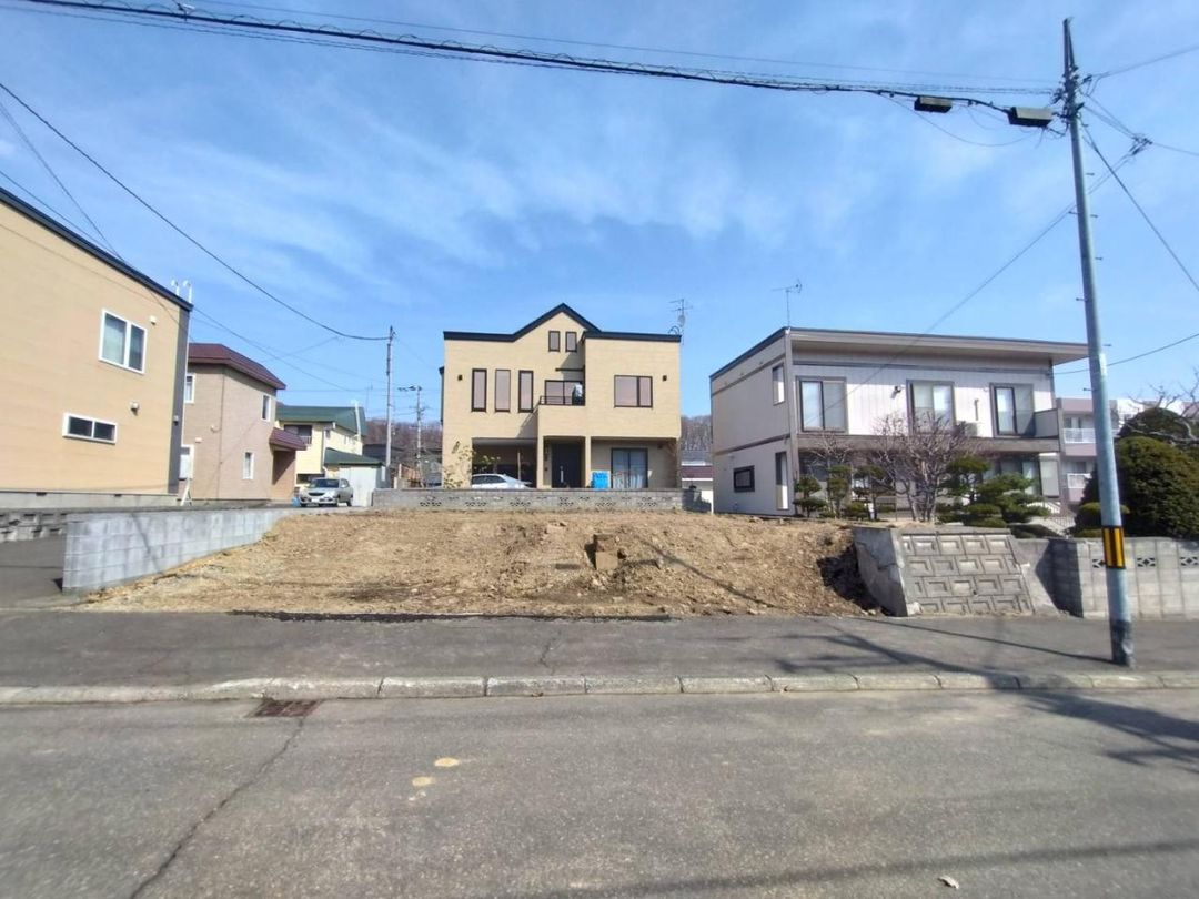 Land for Sale in Sapporo's Heiwa District, Hokkaido - Thumbnail 3