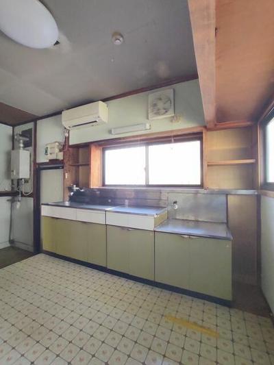 1970 4DK House in Shimizu Town, Shizuoka with 179m² Land — Image 19, Shimizu, Shizuoka