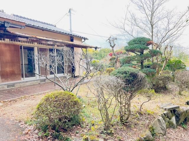 1972 Wooden House on 565sqm Land in Kotake, Fukuoka - Thumbnail 4