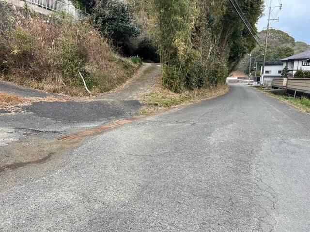 1972 Wooden House on 565sqm Land in Kotake, Fukuoka - Thumbnail 2
