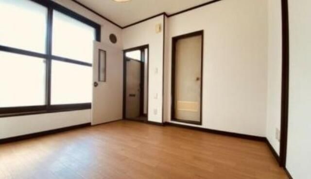 Apartment Building for Sale in Hakodate, Hokkaido - Thumbnail 4