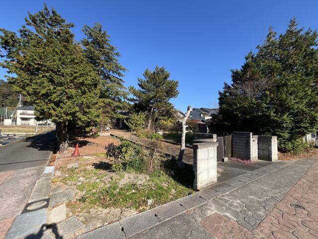 Land for Sale in Takahagi, Ibaraki - 1031 sqm Plot with Road Access - Thumbnail 2