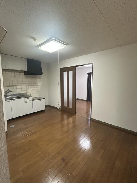 3DK Apartment for Rent in Yonezawa, Yamagata - Thumbnail 3