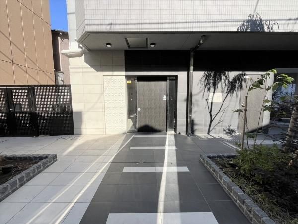 Harmony Residence Global Capital 1DK Apartment in Taito, Tokyo - Thumbnail 3