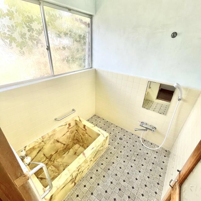 Spacious 9K Rental House in Takaoka, Toyama Prefecture - Thumbnail 4