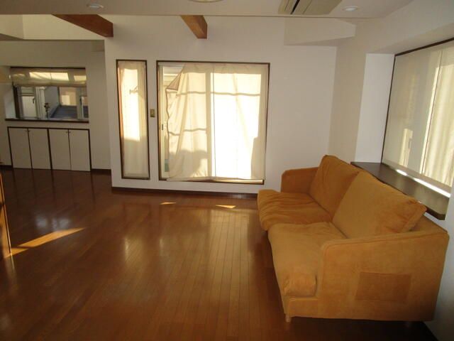 3LDK House for Sale in Bunkyo, Tokyo | 111.26 sqm - Thumbnail 3