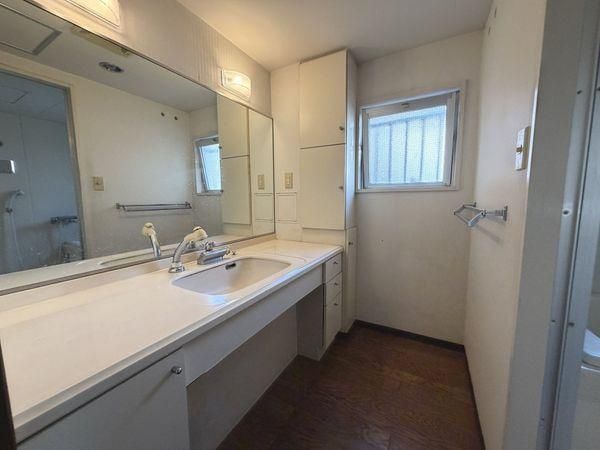 3LDK Apartment for Sale in Atsugi, Kanagawa – 97m² - Thumbnail 4