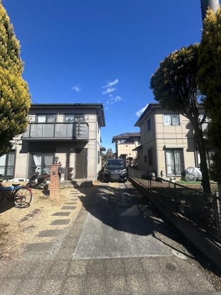 3LDK Used House for Sale in Ina Town, Saitama - Thumbnail 2
