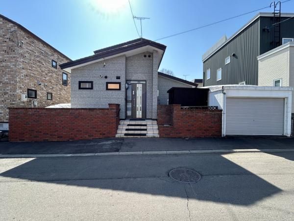 4LDK Detached House for Sale in Asahikawa Ward, Sapporo - Thumbnail 3