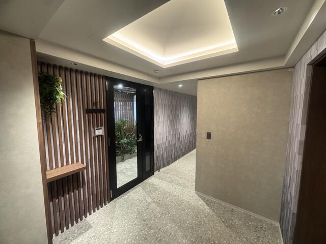 185 sqm Office for Rent in Chiyoda-ku, Tokyo - Thumbnail 3