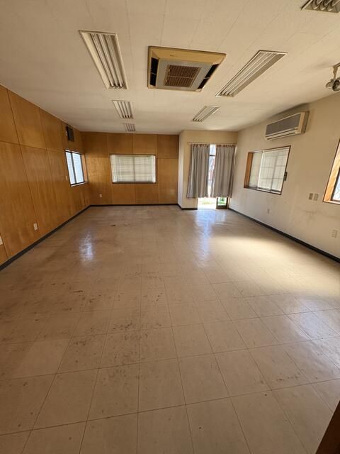 Shop and Warehouse for Rent in Chiba City, Chiba - Thumbnail 4