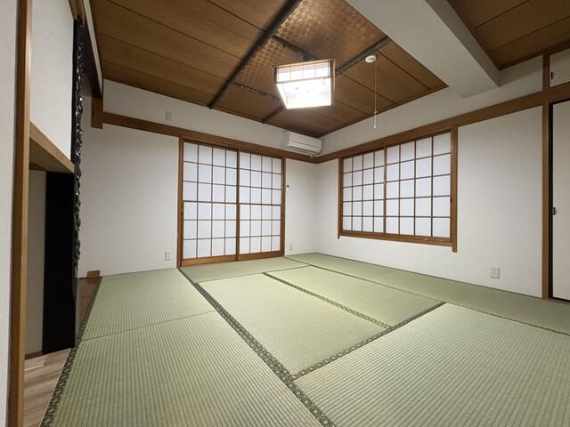4LDK Apartment for Rent in Chofu, Tokyo - 65 sqm - Thumbnail 4