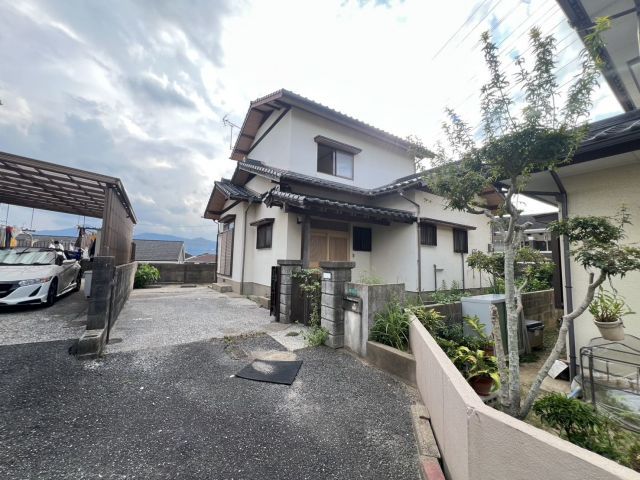 4DK House in Kitakyushu with 215㎡ Land and Free Parking - Thumbnail 4